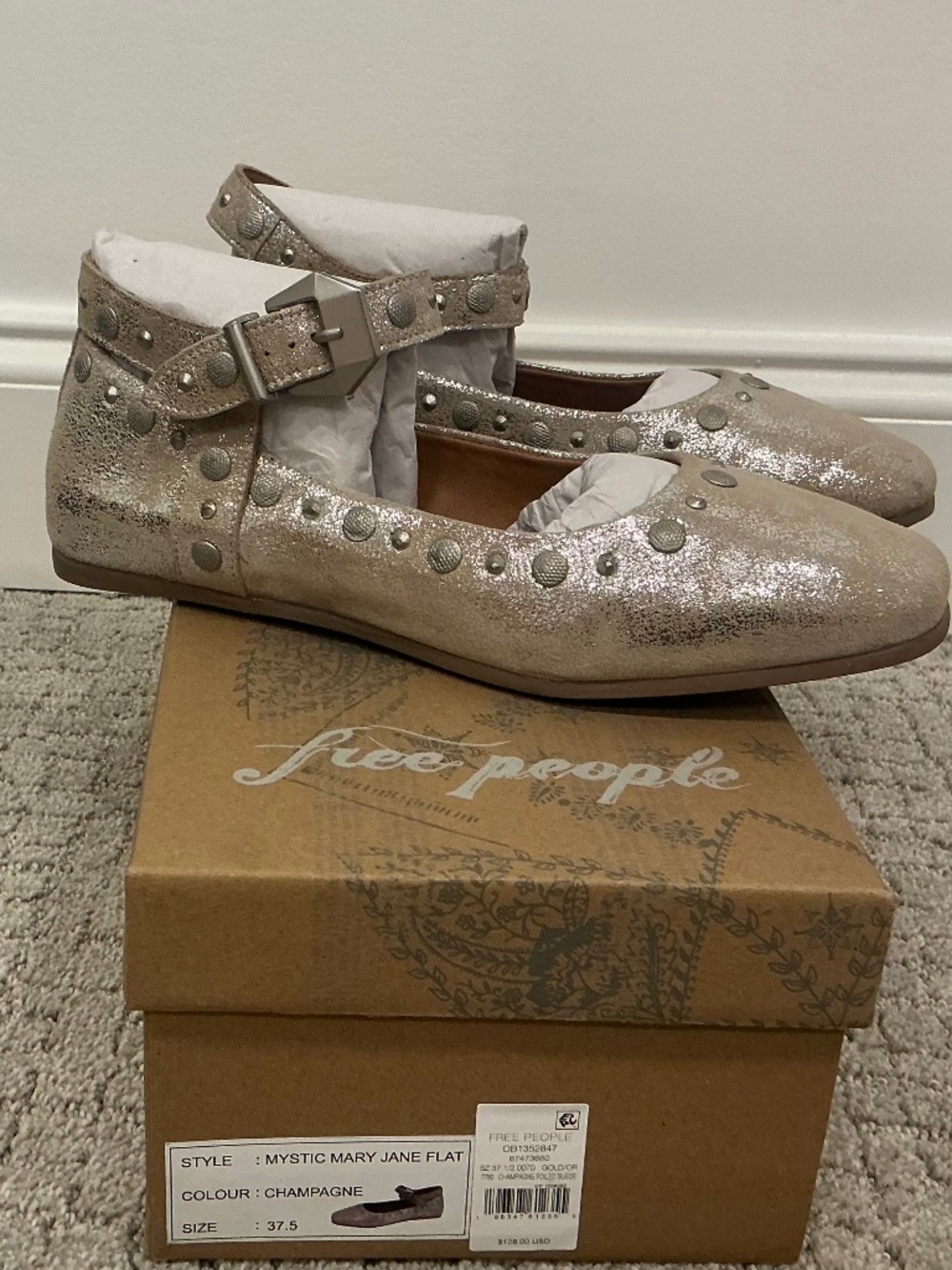 Free People Mystic Mary Jane Flats Gold Champagne metallic Women’s Size 7.5 NIB